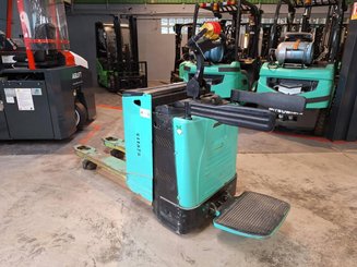 Pedestrian pallet truck Yale MP20X - 11
