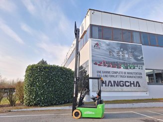 Three wheel front forklift Hangcha X3W10-I (CPDS10-XD4-I)