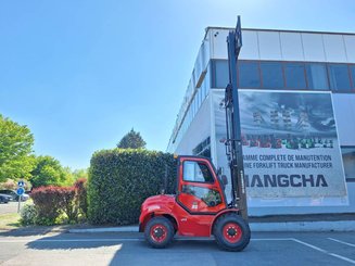 All-terrain forklift Hangcha TT30-4