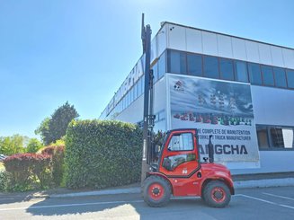 All-terrain forklift Hangcha TT30-4