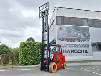 Four wheel front forklift Hangcha XF50G-2 (CPYD50-X2XH11BN)