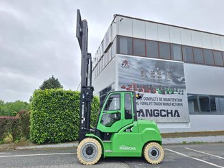 Four wheel front forklift Hangcha XC80i-600 (CPD80-XCY2-SI)