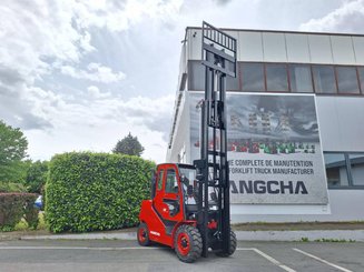 Four wheel front forklift Hangcha XF55D-2 - 7