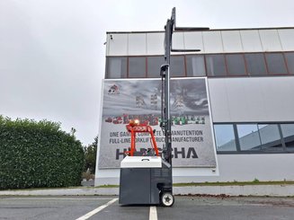 Four-way forklift Combilift C2500CBE
