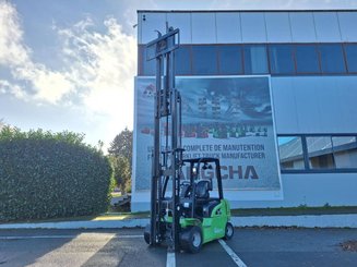 Four wheel front forklift Hangcha XC35i