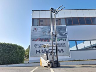 Three wheel front forklift STILL RX20-14