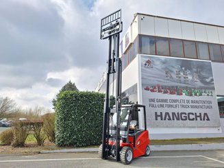 Four wheel front forklift Hangcha A4W35