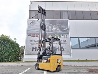 Three wheel front forklift Caterpillar EP16NT - 9