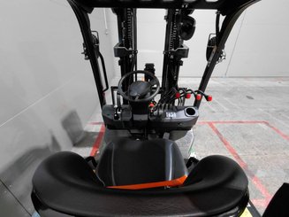 Three wheel front forklift Hangcha XC3-18i