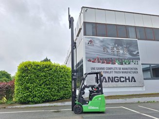 Three wheel front forklift Hangcha  XC3-18i (CPDS18-XCY2G-SI) 
