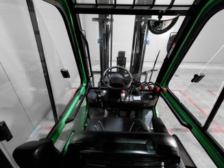 Four wheel front forklift Hangcha XC25i-2 (CPD25-XCY2-SI) 