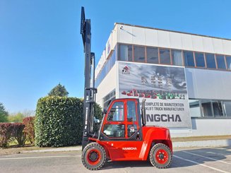 Four wheel front forklift Hangcha XF70D