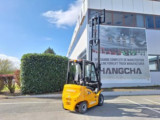 Four wheel front forklift Hangcha XE15i (CPD15-XEY2-SI) 
