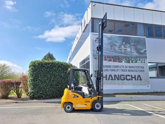Four wheel front forklift Hangcha XE15i (CPD15-XEY2-SI) 