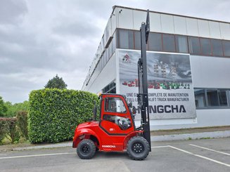 All-terrain forklift Hangcha TT25-2