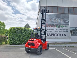 All-terrain forklift Hangcha TT25-4