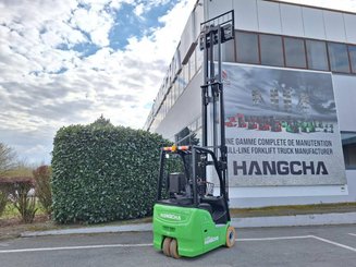 Three wheel front forklift Hangcha XC3-18i (CPDS18-XCC2G-SI)