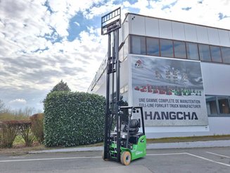 Three wheel front forklift Hangcha XC3-18i (CPDS18-XCC2G-SI)