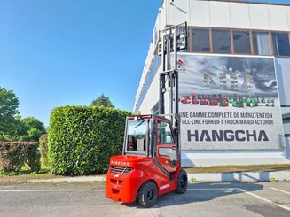 Four wheel front forklift Hangcha XF35D-2
