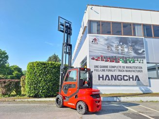Four wheel front forklift Hangcha XF35D-2