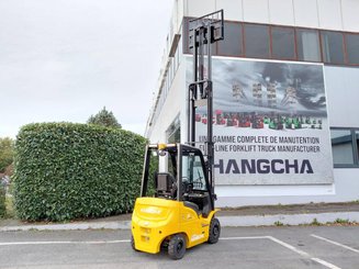 Four wheel front forklift Hangcha XE18i
