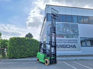 Four wheel front forklift Hangcha AE25-I - 7