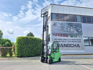 Four wheel front forklift Hangcha AE25-I