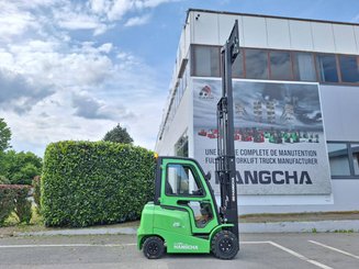 Four wheel front forklift Hangcha AE25-I