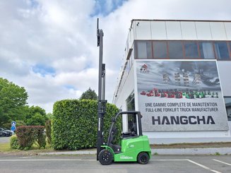 Four wheel front forklift Hangcha AE25-I