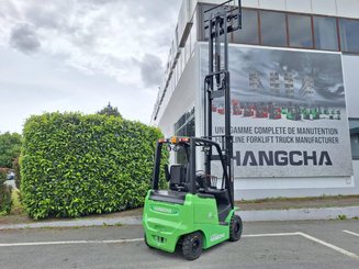 Four wheel front forklift Hangcha AE15-I
