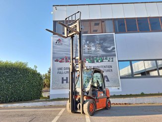 Four wheel front forklift Nissan FGDO2A30Q - 6