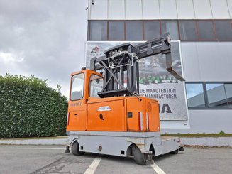 Multidirectional sideloader Hubtex MQ40