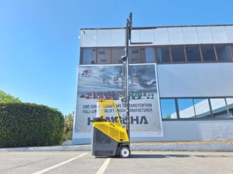 Four-way forklift Combilift C2500CB