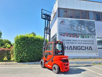 Four wheel front forklift Hangcha XF30D-2 (CPCD30-X2H7F1)