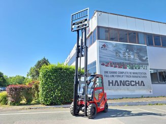 Four wheel front forklift Hangcha XF30D-2 (CPCD30-X2H7F1)