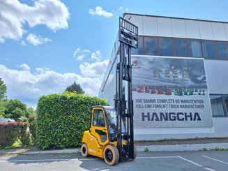 Four wheel front forklift Hangcha XE35i (CPD35-XEY2HA-SI)