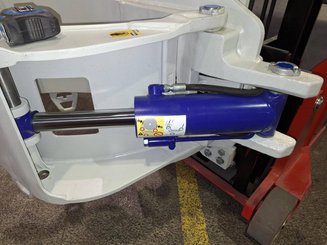 Roll clamps Cascade 13H-RCF-A110 R1
