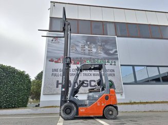 Four wheel front forklift Toyota 028 FGF 15 - 8