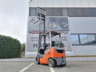 Four wheel front forklift Toyota 028 FGF 15 - 10