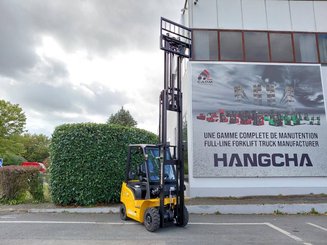 Four wheel front forklift Hangcha XE18i (CPD18-XEY2HA-SI) 