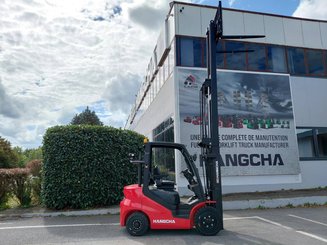 Four wheel front forklift Hangcha XF25D-2 (CPCD25-X2H7F1)