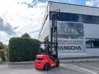 Four wheel front forklift Hangcha XF25D-2 (CPCD25-X2H7F1)