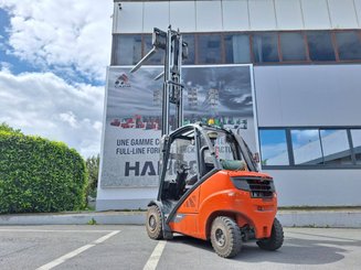 Four wheel front forklift Fenwick H30 T - 02 - 10