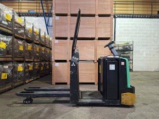 Order picker Mitsubishi OPB20N2
