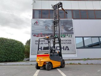 Four wheel front forklift STILL R60-25