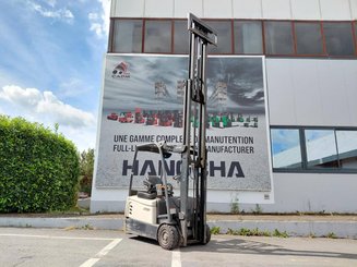 Four wheel front forklift Crown SC6040-16