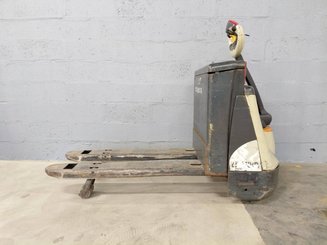 Pedestrian pallet truck Crown WP3020-2.0 - 6
