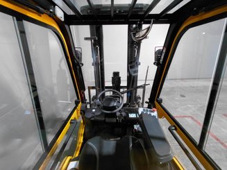 Four wheel front forklift Hangcha XE30Hi ( CPD30-XEY2H2-SI )