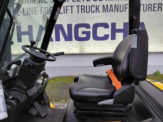 Four wheel front forklift Hangcha XE20Ci ( CPD20-XEXY2HA-SI )