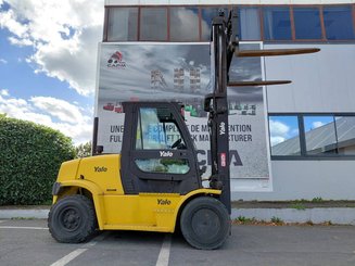 Four wheel front forklift Yale GDP60VX - 9